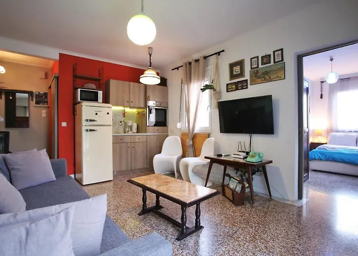 Vintage Apartment